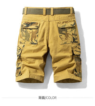 Load image into Gallery viewer, Men Casual Loose Cargo Shorts
