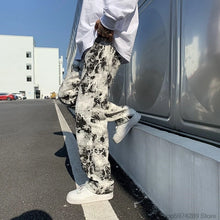 Load image into Gallery viewer, Mens Loose  Wide-leg Jean Pants
