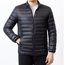 Lade das Bild in den Galerie-Viewer, Stand Collar Winter Men's Lightweight Cotton Loose Coat
