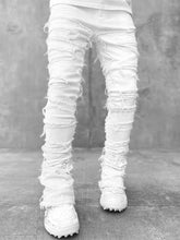 Lade das Bild in den Galerie-Viewer, Men Patched Tight Fit Stacked Jeans
