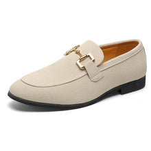 Lade das Bild in den Galerie-Viewer, Fashion Personality Suede Leather Shoes Men
