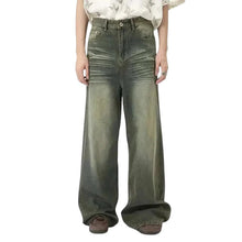 Load image into Gallery viewer, SHADOW FASHION CLOTHING IEFB men's loose wide-leg denim jeans in a distressed olive-green wash with a casual fit.
